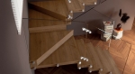Интериорна стълба Akura XR 16 стъпала, ширина 90 см, П-образна конфигурация, дърво Naturale парапет стъкло, MOBIROLO
